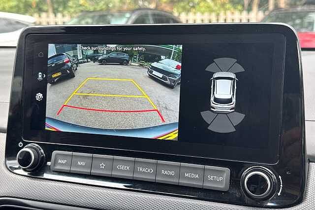 Hyundai KONA 1.6 GDi Hybrid Premium 5dr DCT Red