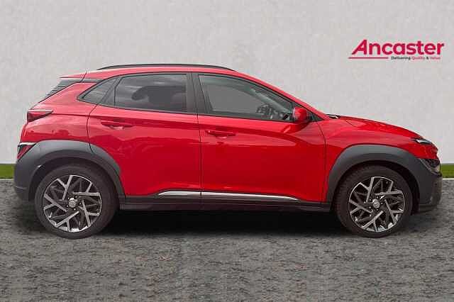 Hyundai KONA 1.6 GDi Hybrid Premium 5dr DCT Red