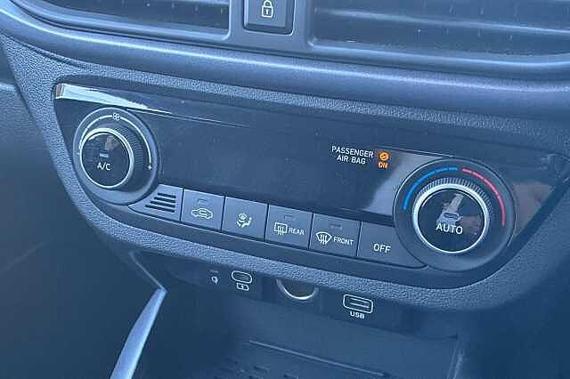 Hyundai I10 1.0 [63] Premium 5dr Auto [Nav] Black