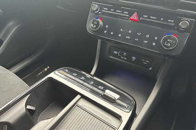 Hyundai TUCSON 1.6T 48V MHD N Line S 5dr DCT Pearl - Serenity white