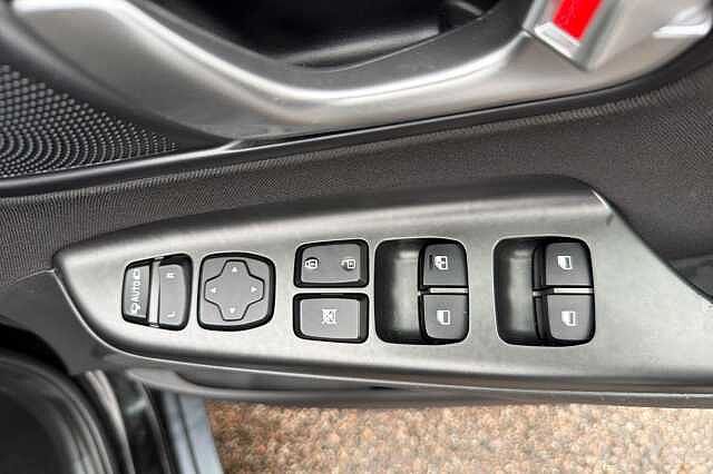 Hyundai KONA 1.6 GDi Hybrid Premium 5dr DCT