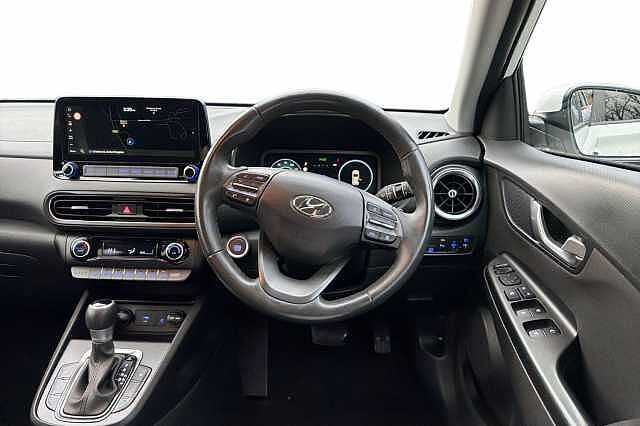 Hyundai KONA 1.6 GDi Hybrid Premium 5dr DCT White