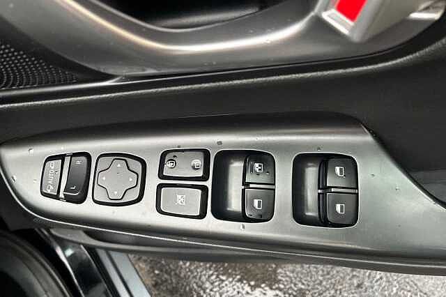 Hyundai KONA 1.6 GDi Hybrid Ultimate 5dr DCT