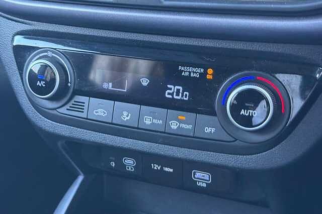 Hyundai I10 1.2 [79] Premium 5dr Auto [Nav]