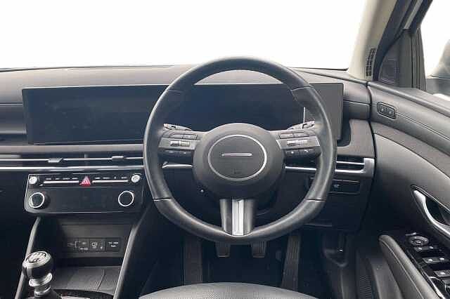 Hyundai TUCSON 1.6T Ultimate 5dr White