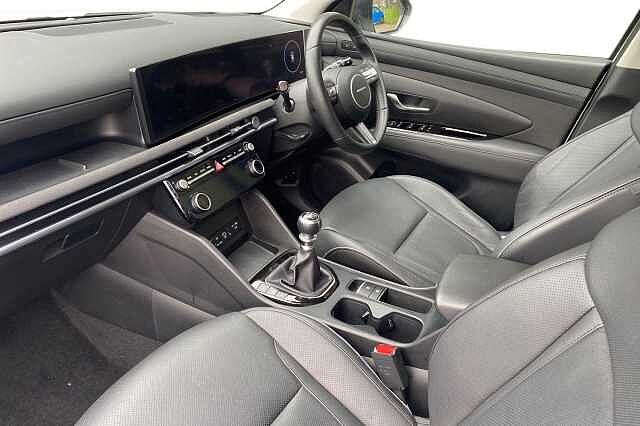 Hyundai TUCSON 1.6T Ultimate 5dr White