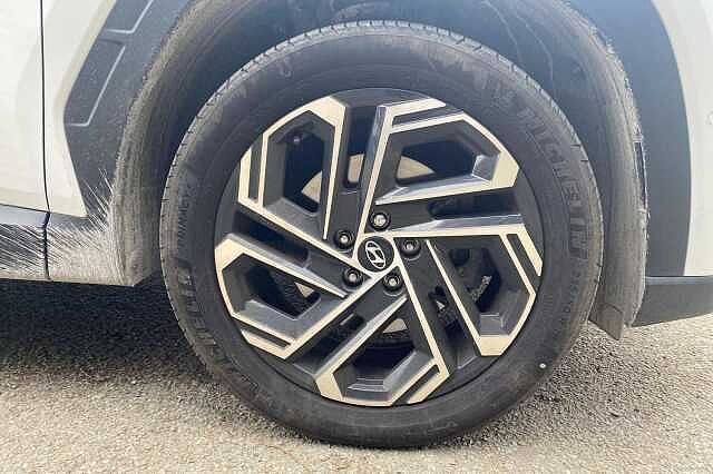 Hyundai TUCSON 1.6T Ultimate 5dr White