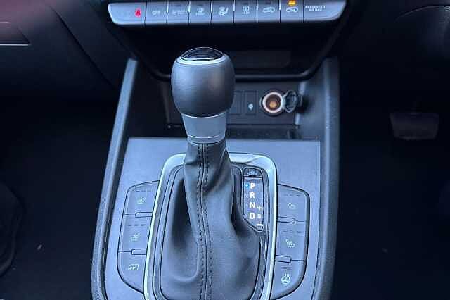 Hyundai KONA 1.6 GDi Hybrid Ultimate 5dr DCT