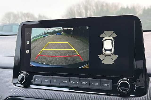 Hyundai KONA 1.6 GDi Hybrid Premium 5dr DCT White