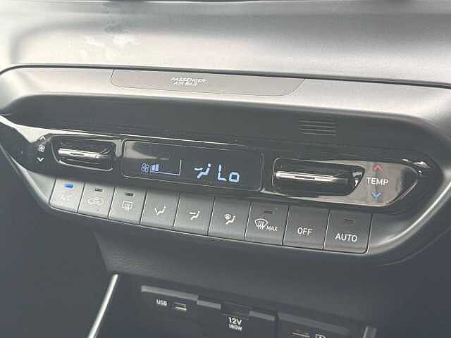 Hyundai BAYON 1.0 TGDi 48V MHEV Premium 5dr DCT
