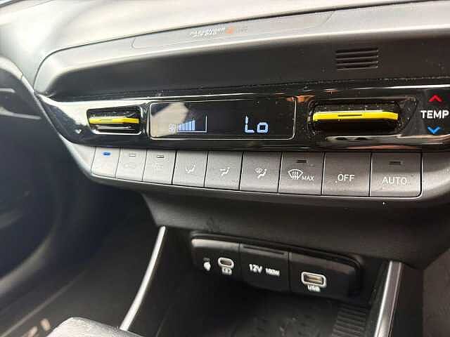Hyundai I20 1.0T GDi Ultimate 5dr DCT Pearl - Mangrove green