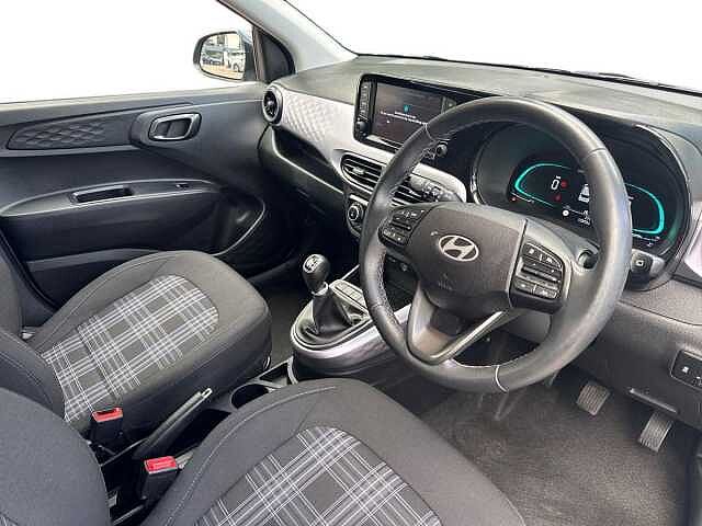 Hyundai I10 1.0 [63] Premium 5dr [Nav]