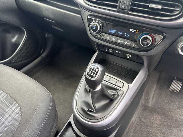 Hyundai I10 1.0 [63] Premium 5dr [Nav]