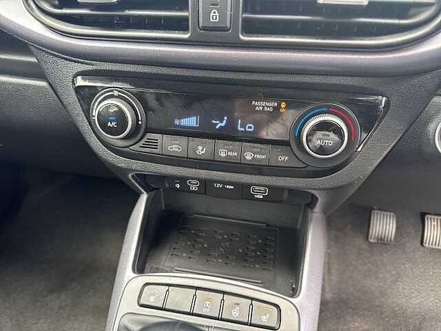 Hyundai I10 1.0 [63] Premium 5dr [Nav]