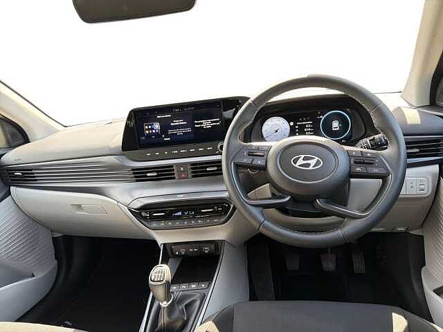 Hyundai I20 1.0T GDi 90 Tech Line 5dr Pearl - Phantom black