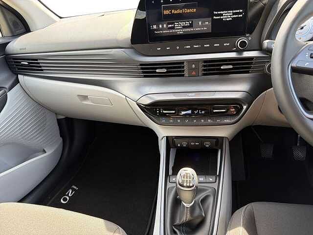 Hyundai I20 1.0T GDi 90 Tech Line 5dr Pearl - Phantom black