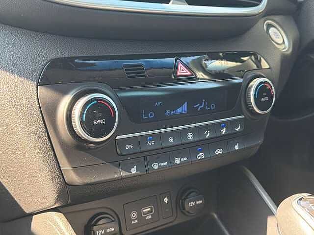 Hyundai TUCSON 1.6 GDi Premium 5dr 2WD Red