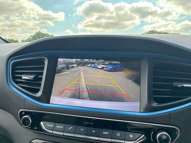 Hyundai IONIQ 1.6 GDi Hybrid Premium SE 5dr DCT