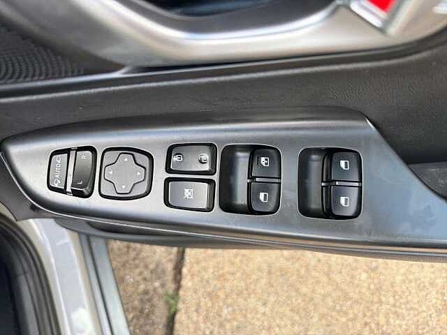 Hyundai KONA 1.6 GDi Hybrid Ultimate 5dr DCT