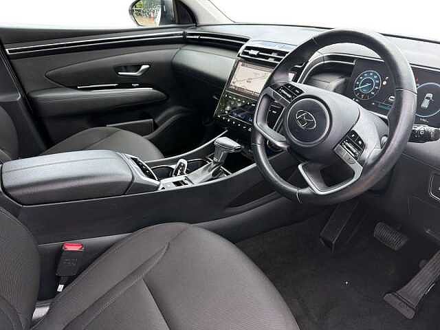 Hyundai TUCSON 1.6 TGDi 48V MHD Premium 5dr 2WD DCT White