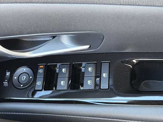 Hyundai TUCSON 1.6T Plug-in Hybrid Premium 5dr 4WD Auto Grey