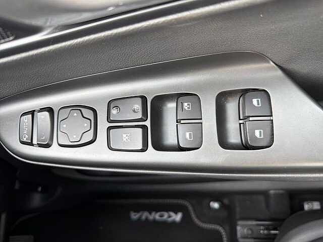 Hyundai KONA 1.6 GDi Hybrid Ultimate 5dr DCT