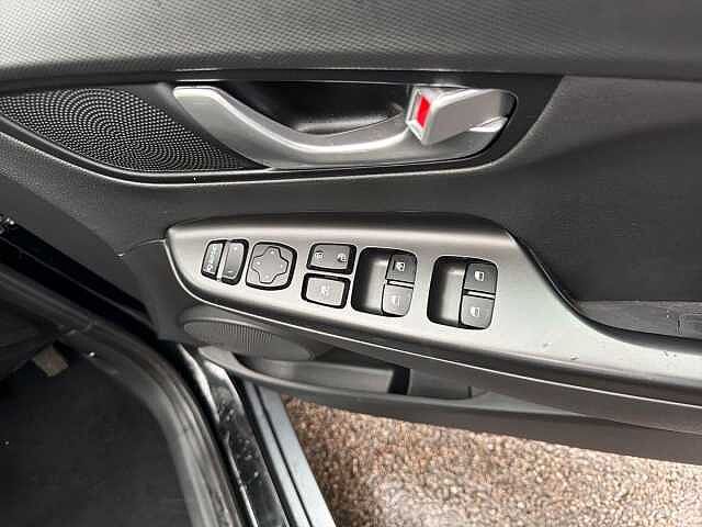 Hyundai KONA 1.6 GDi Hybrid Ultimate 5dr DCT