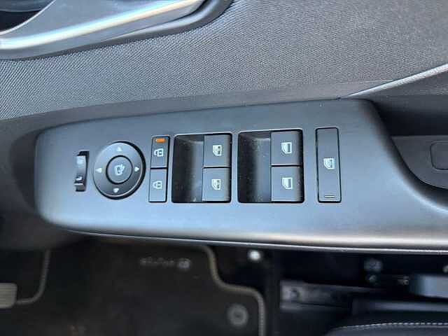 Hyundai KONA 1.6 Hybrid 138 Advance 5dr DCT