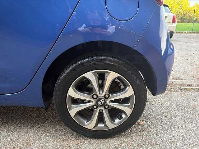 Hyundai I10 1.0 Play 5dr
