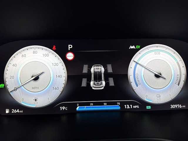 Hyundai SANTA FE 1.6 TGDi Hybrid Ultimate 5dr 4WD Auto