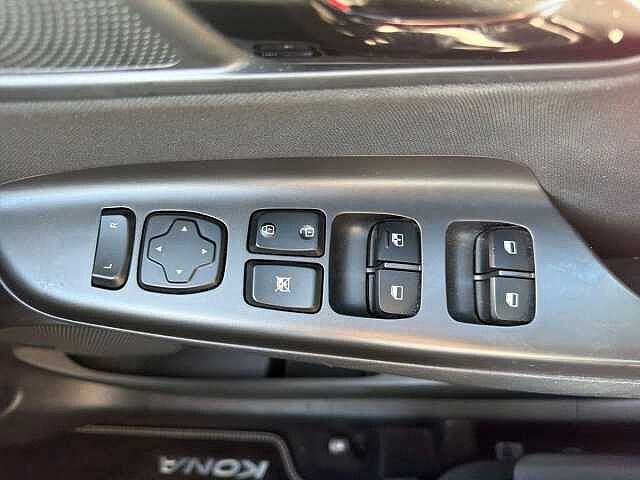Hyundai KONA 1.6 GDi Hybrid Premium 5dr DCT
