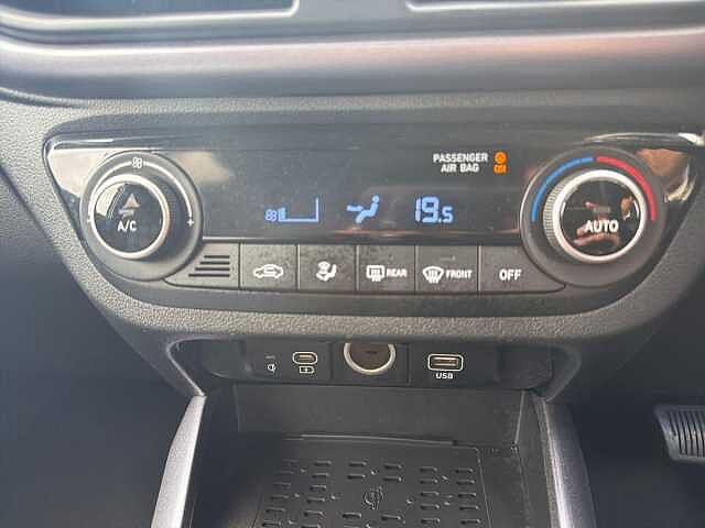 Hyundai I10 1.2 [79] Premium 5dr Auto [Nav]